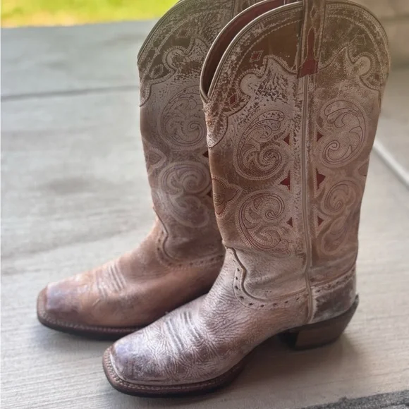 Ariat Madrina Cowgirl Boots – Square Toe. Size 8 - Picture 3 of 7